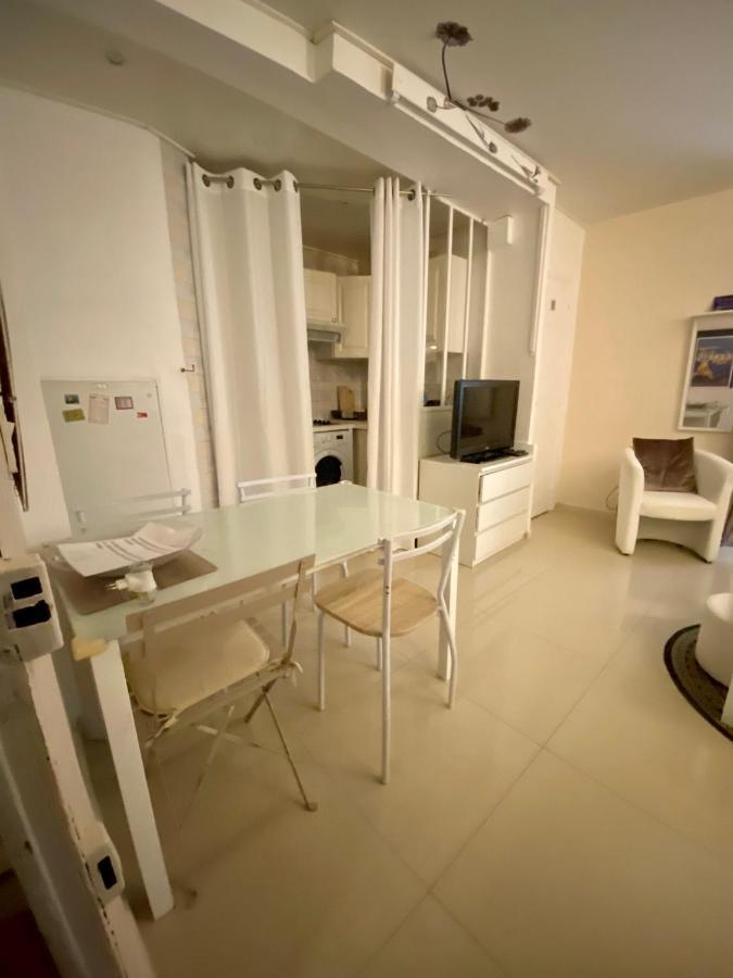 Appartement 2 Chambres - Suquet, Terrasse Et Parking Cannes Exterior foto