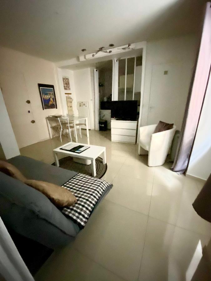 Appartement 2 Chambres - Suquet, Terrasse Et Parking Cannes Exterior foto