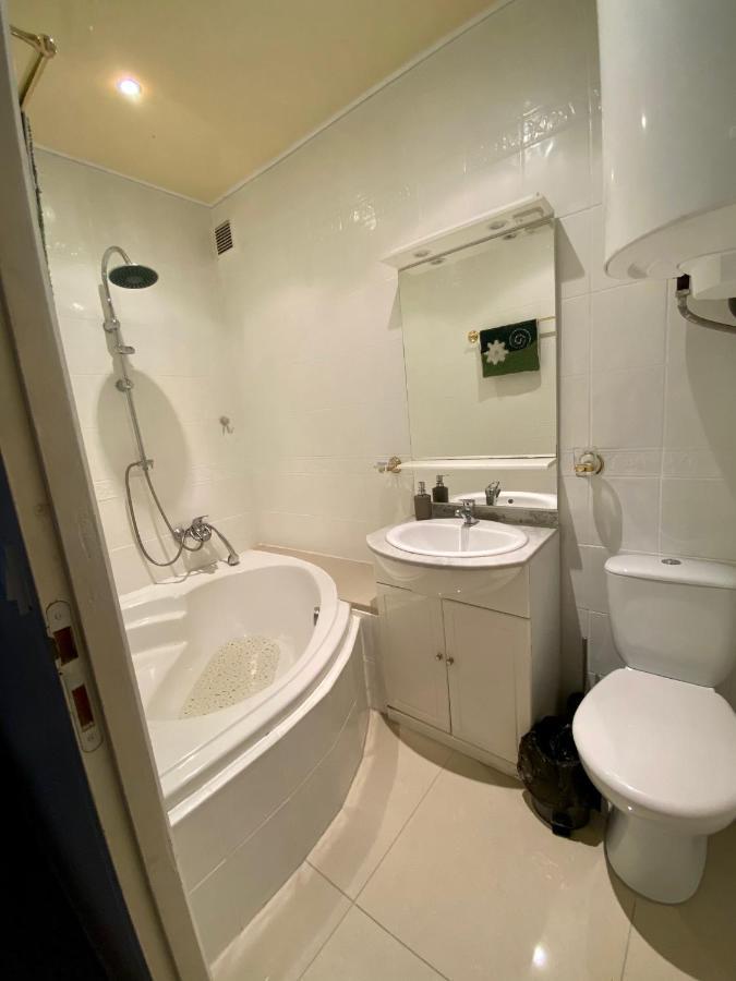 Appartement 2 Chambres - Suquet, Terrasse Et Parking Cannes Exterior foto